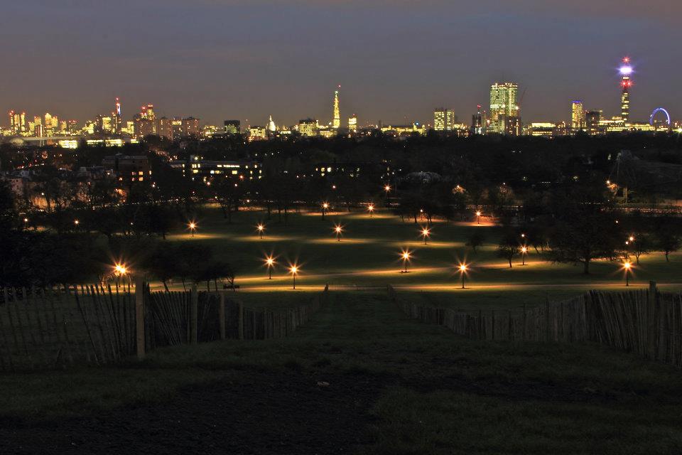 Dalla cima della collina (Primrose Hill).jpg